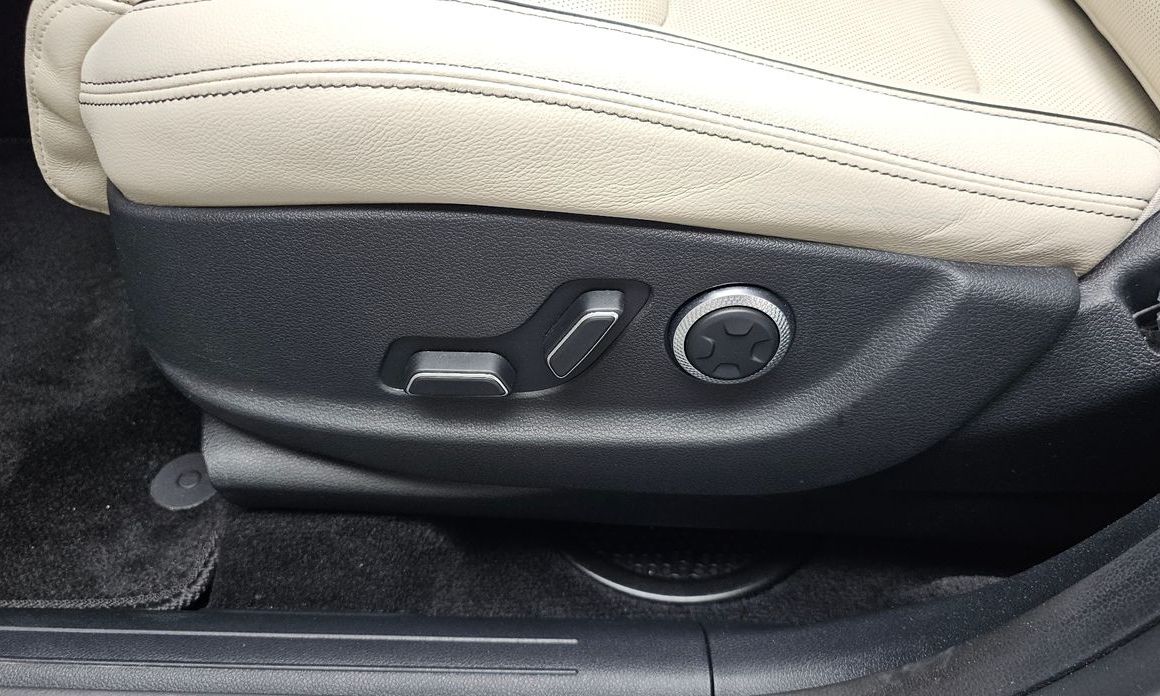 Genesis GV70 2023