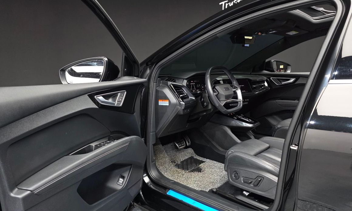 Audi Q4 e-tron 2023