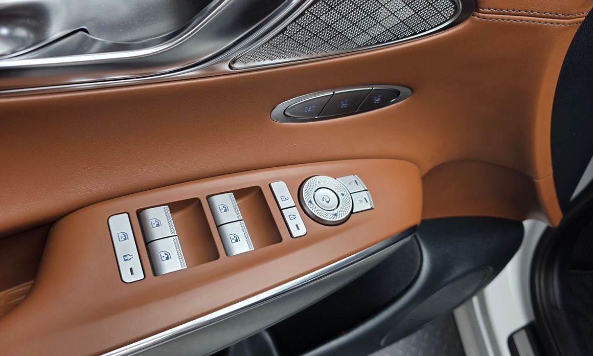 Genesis GV70 2023