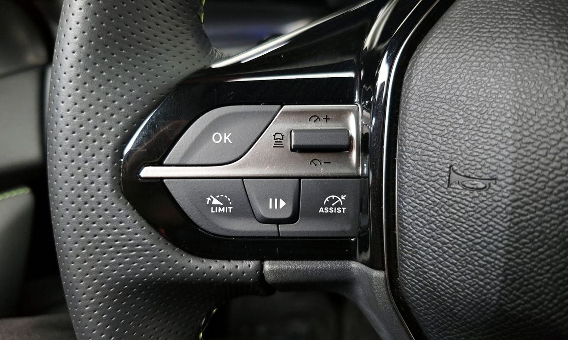 Peugeot 408 2024