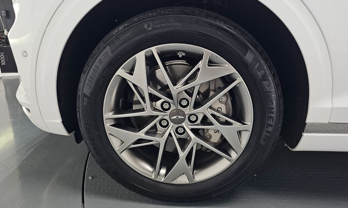 Genesis GV70 2023