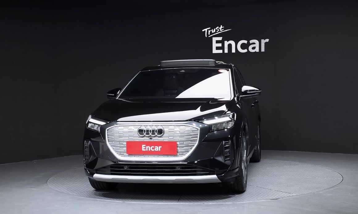 Audi Q4 e-tron 2023