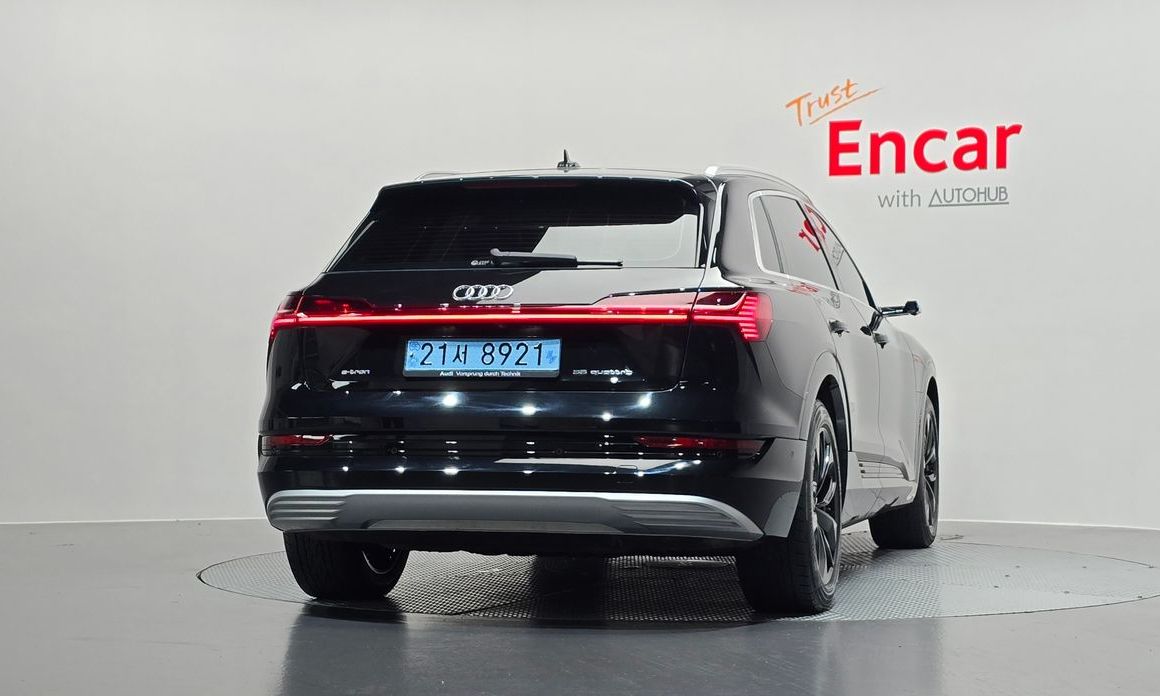 Audi e-tron 2020