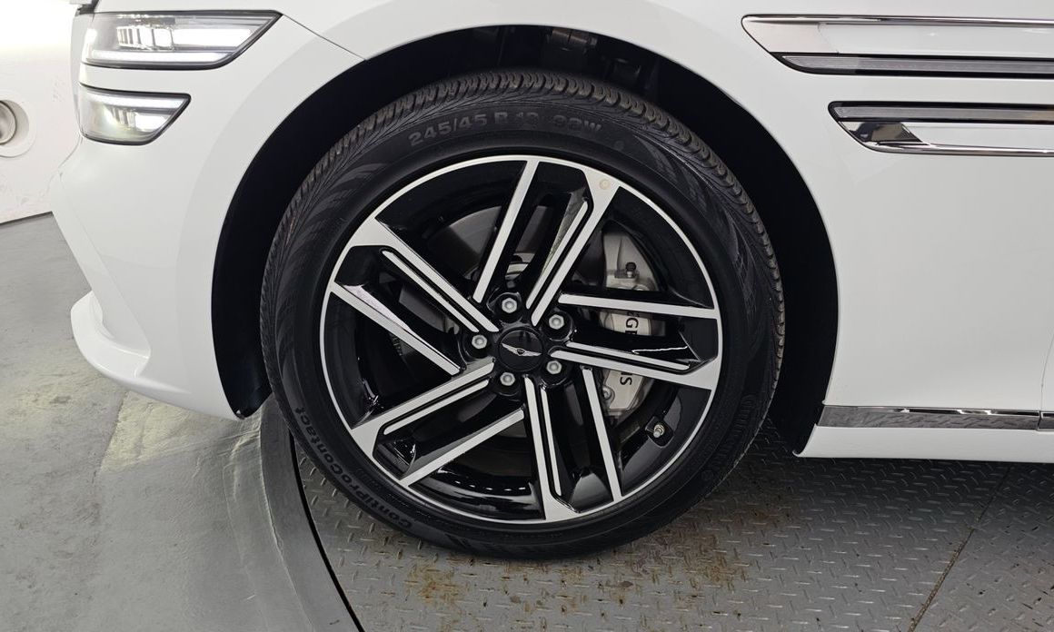 Genesis G80 2026