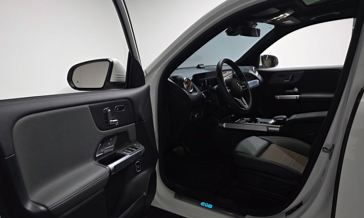 Mercedes-Benz EQB 2024