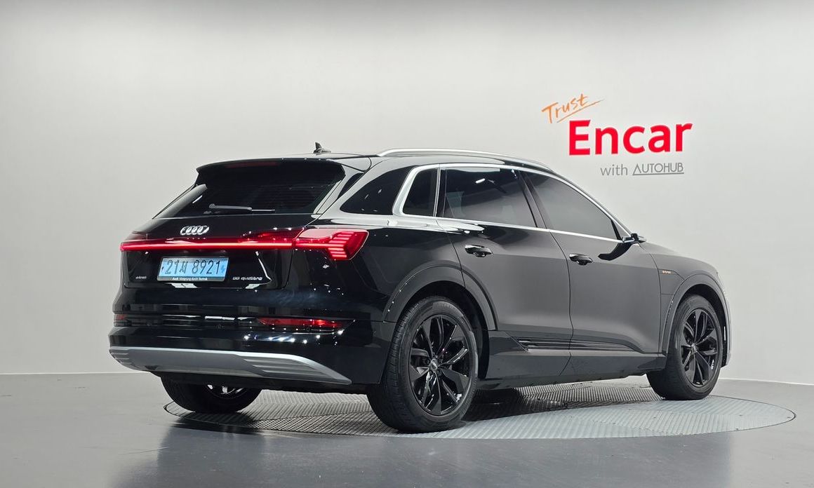 Audi e-tron 2020