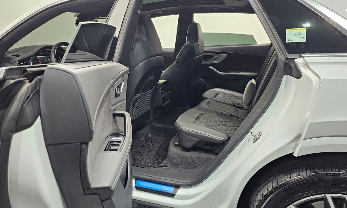 Audi Q8 2021