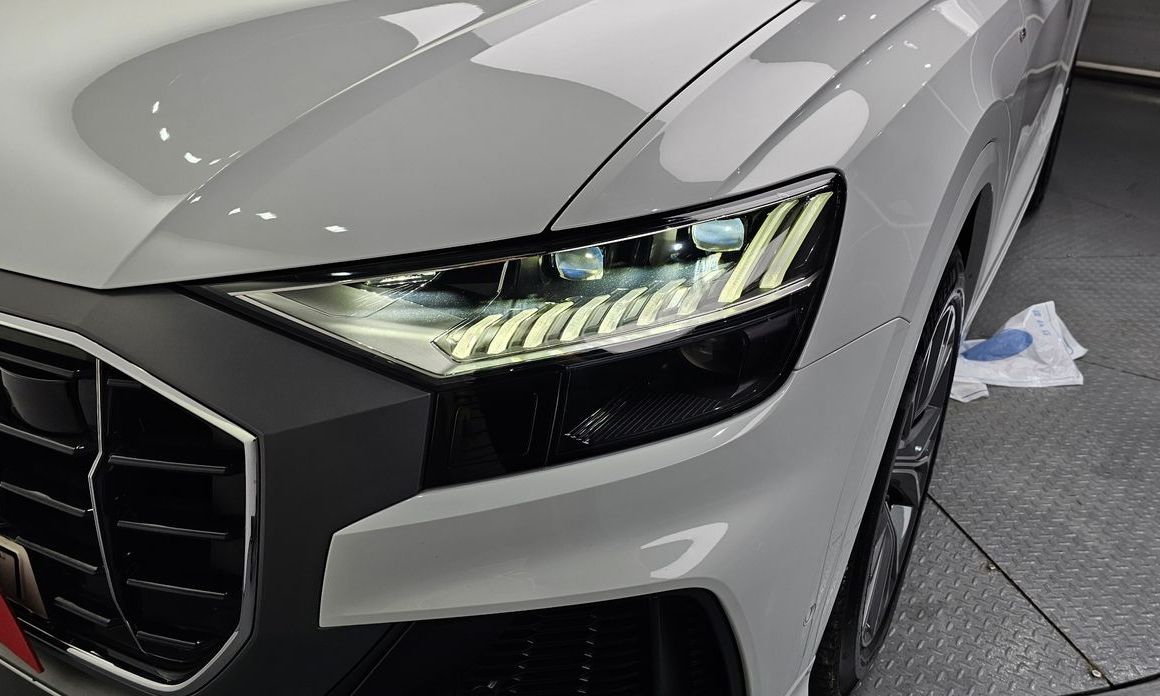 Audi Q8 2021