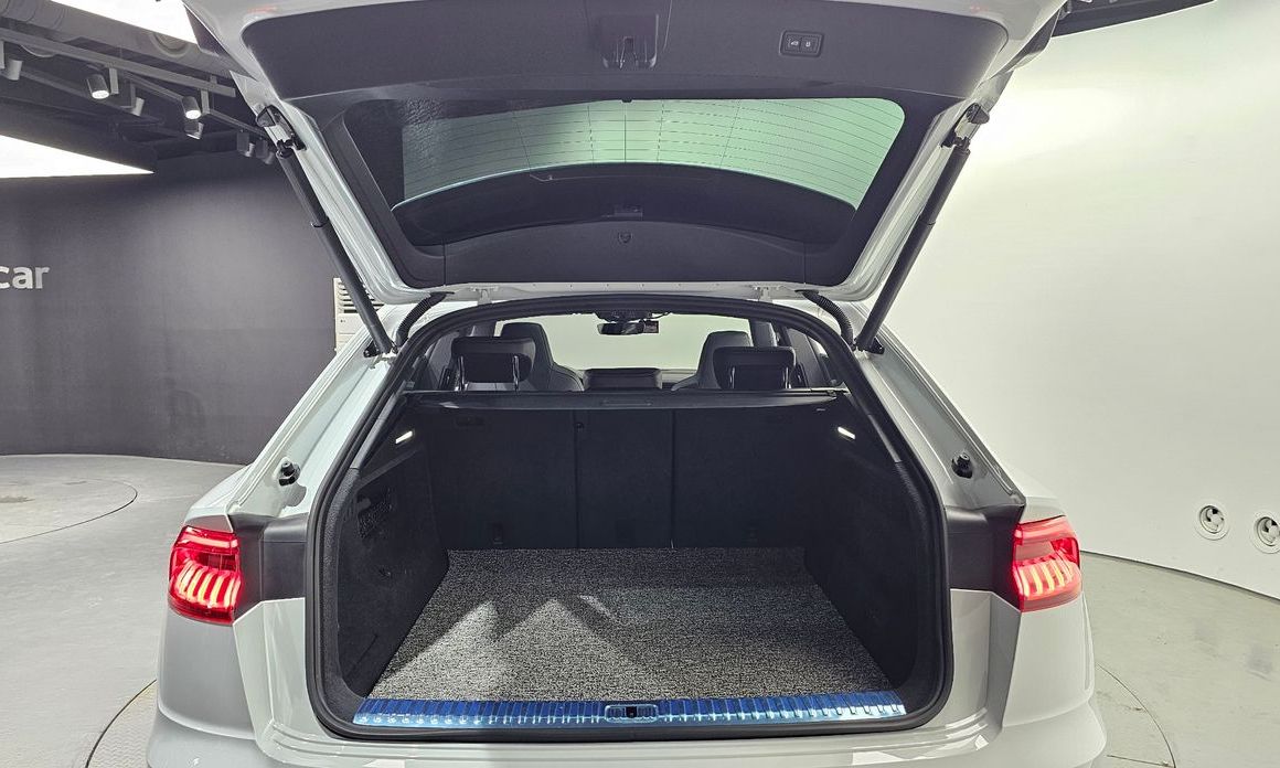 Audi Q8 2021