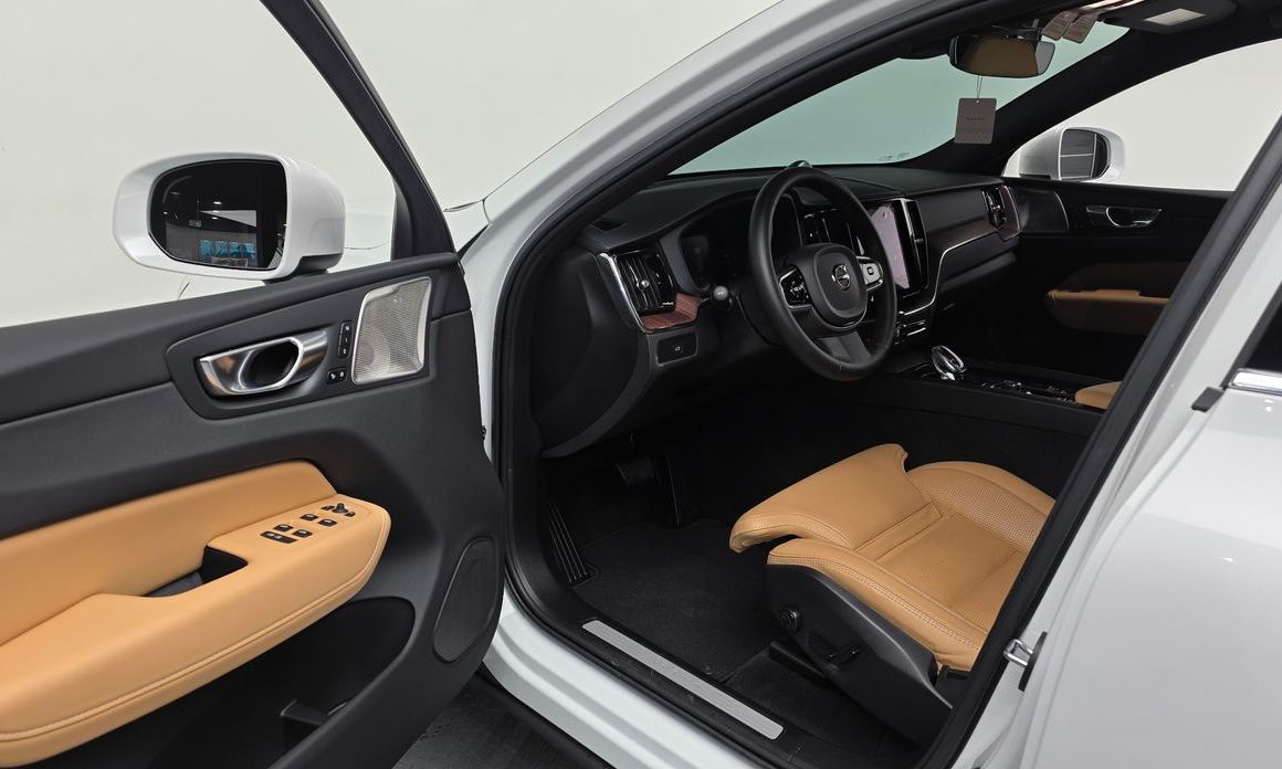 Volvo XC60 2023