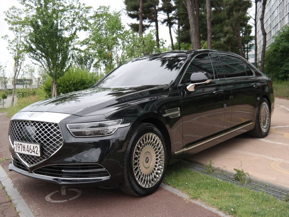Genesis G90 2021