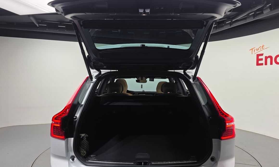 Volvo XC60 2023