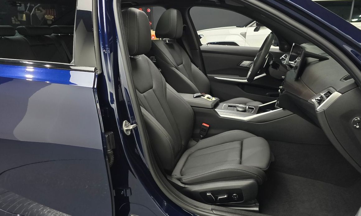 BMW 3-Series 2025