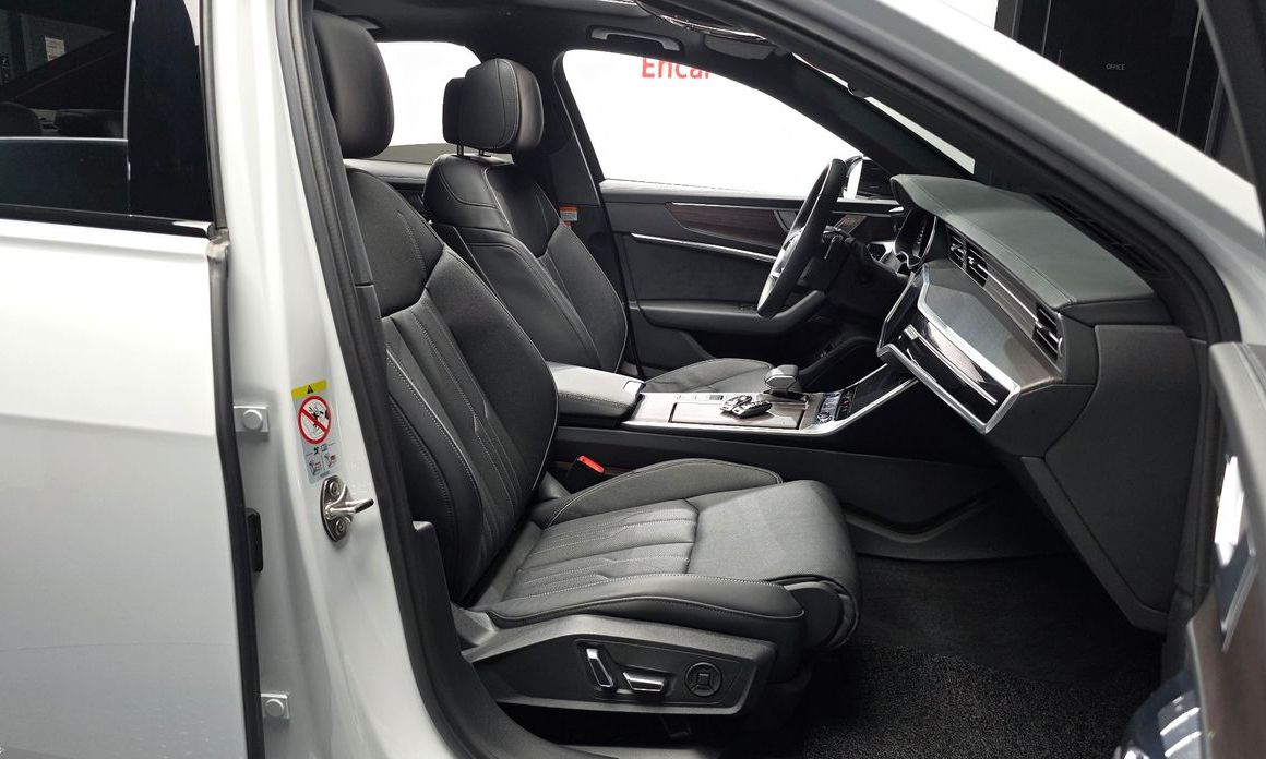 Audi A6 2025