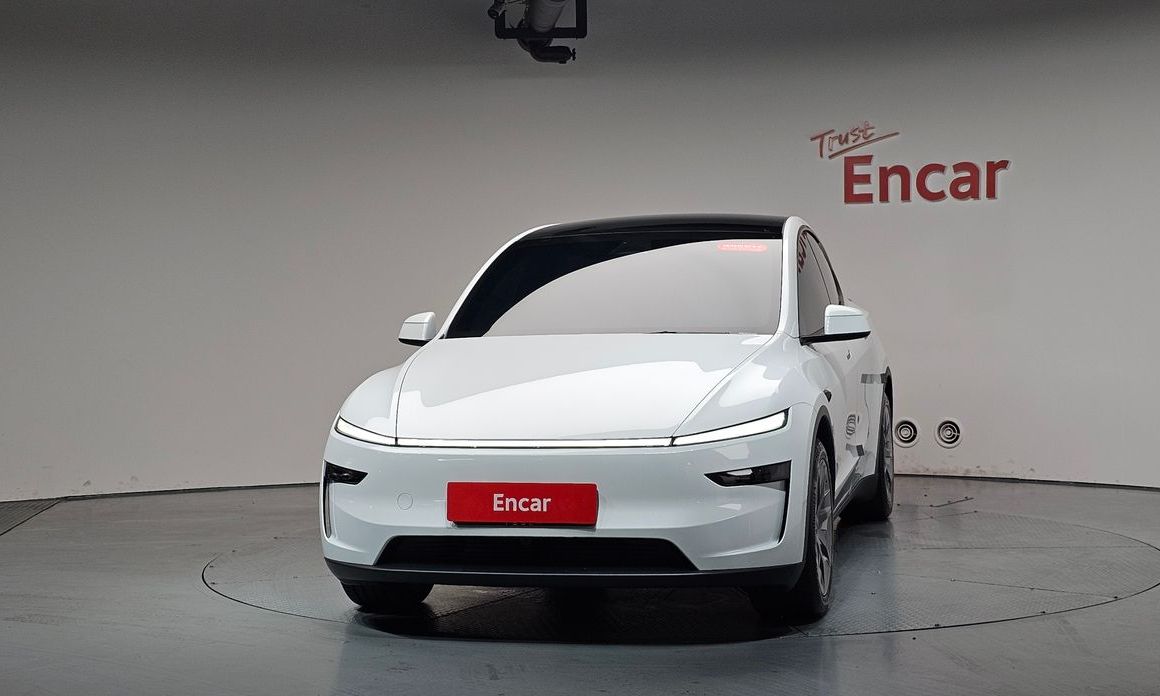 Tesla Model Y 2026