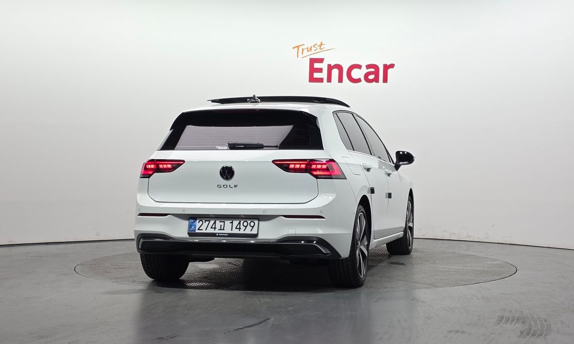 Volkswagen Golf 2025