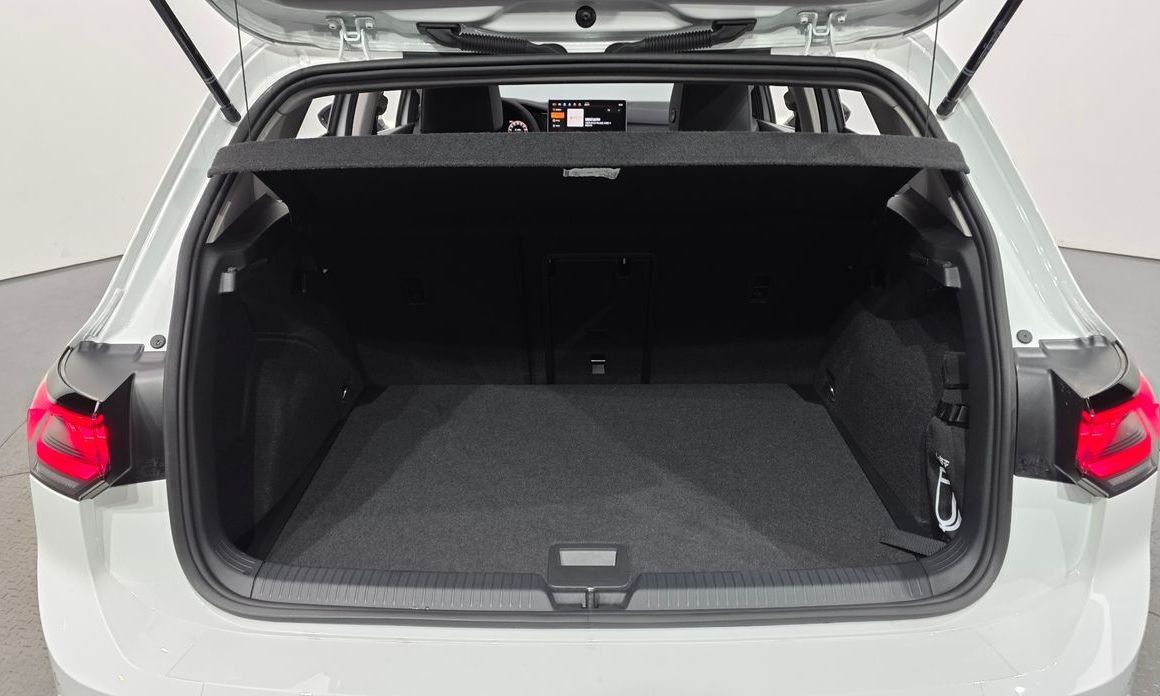 Volkswagen Golf 2025