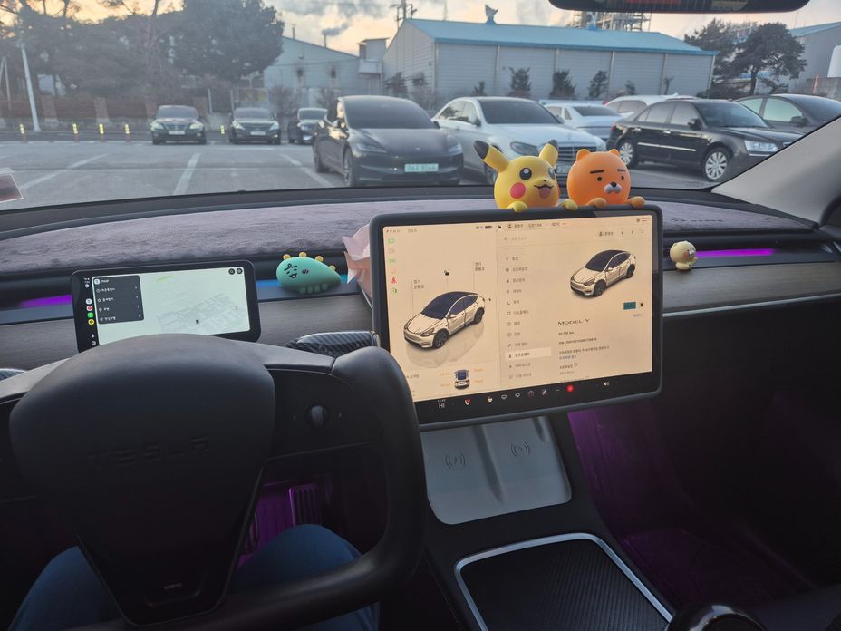 Tesla Model Y 2024