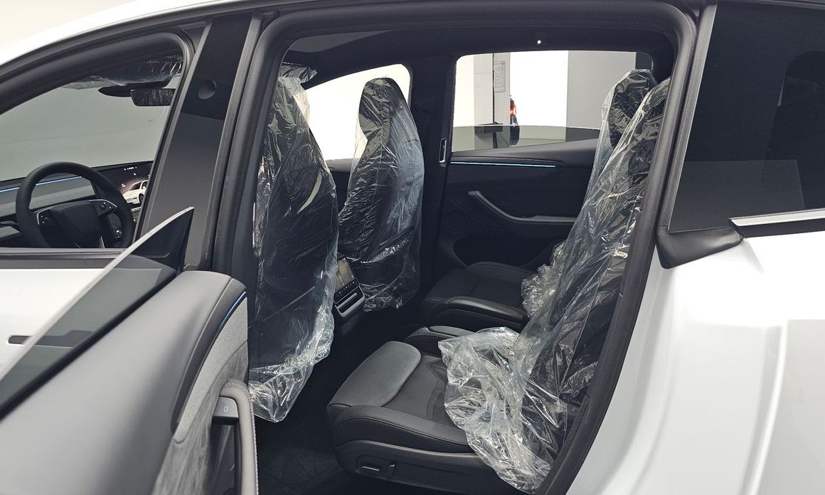 Tesla Model Y 2026