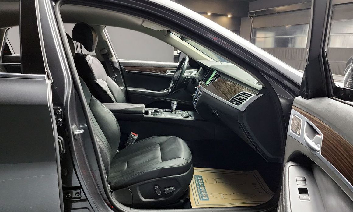 Genesis G80 2018