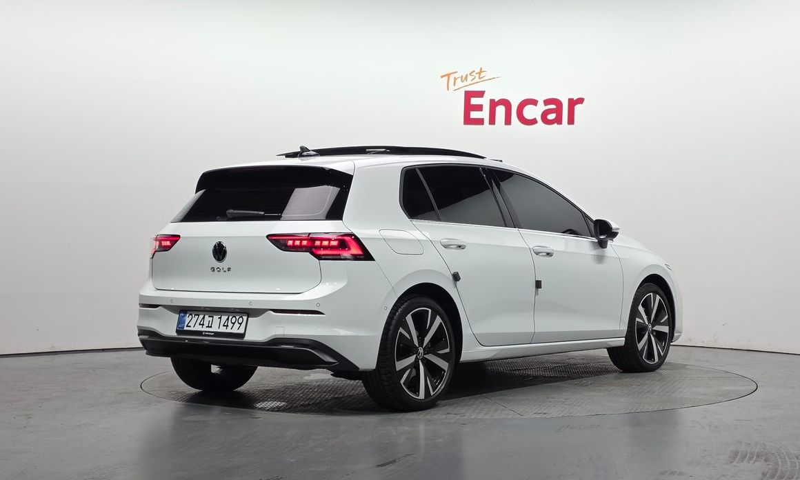 Volkswagen Golf 2025