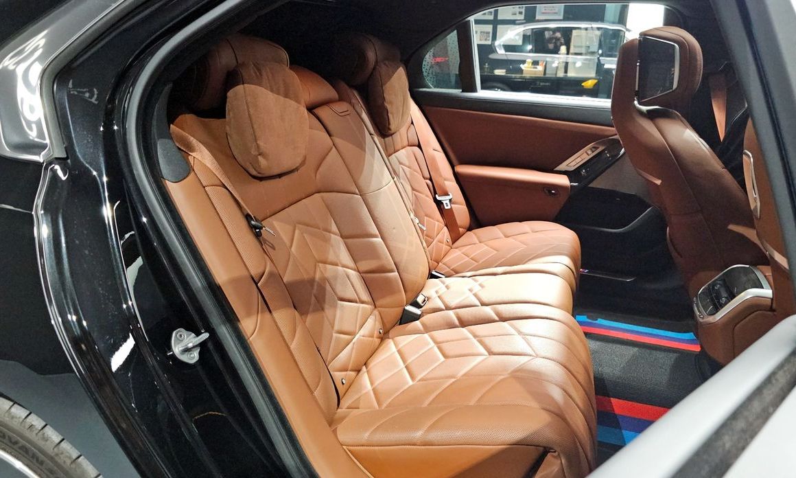 BMW 7-Series 2024