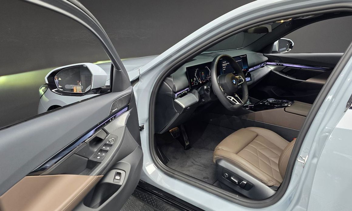 BMW 5-Series 2025
