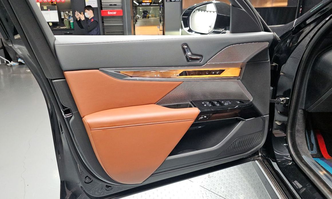 BMW 7-Series 2024