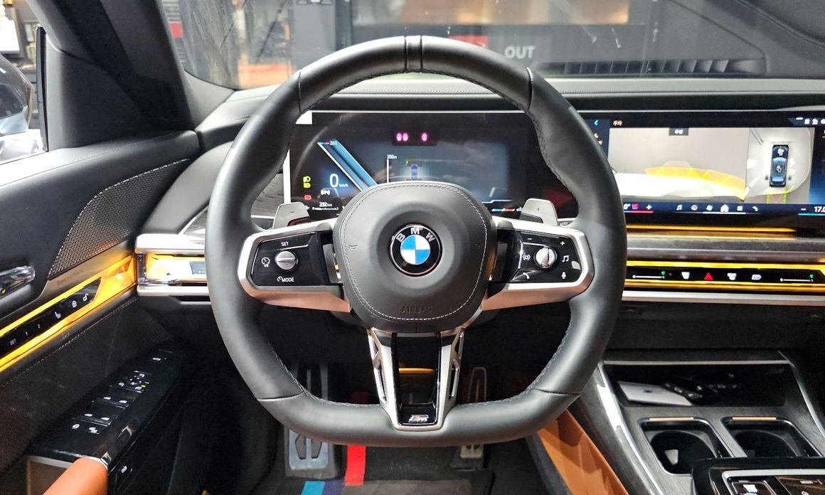 BMW 7-Series 2024