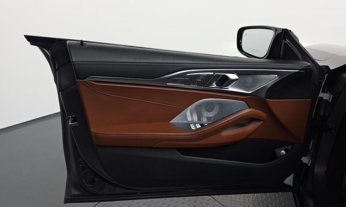 BMW 8-Series 2023