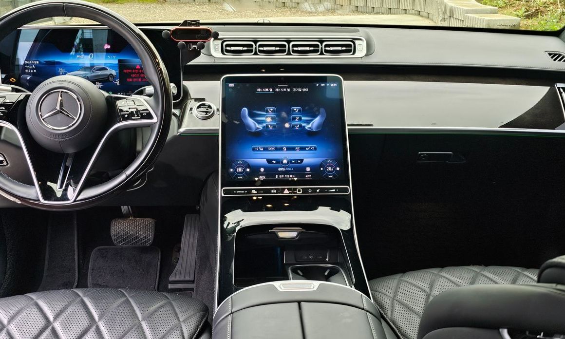 Mercedes-Benz S-Class 2021