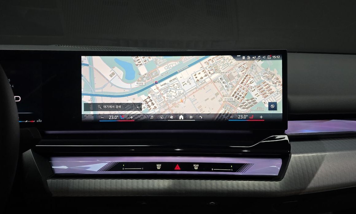 BMW 5-Series 2025