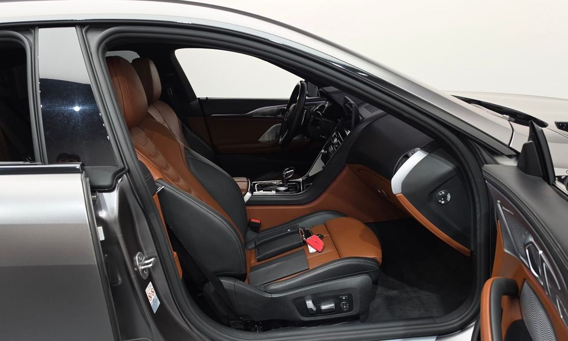 BMW 8-Series 2023