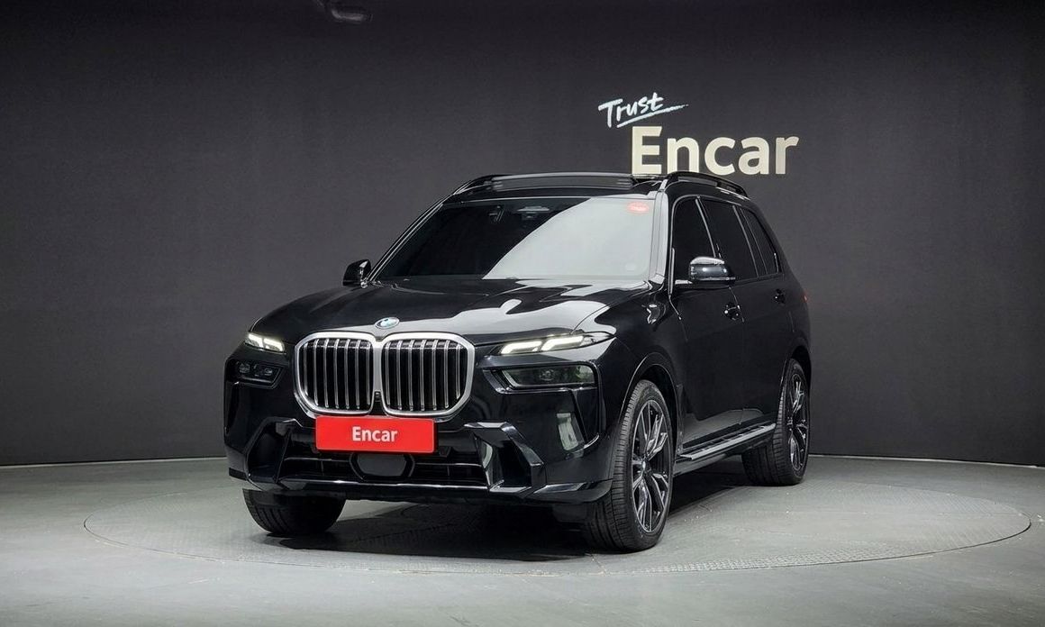 BMW X7 2025