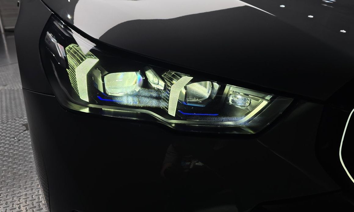 BMW 5-Series 2025