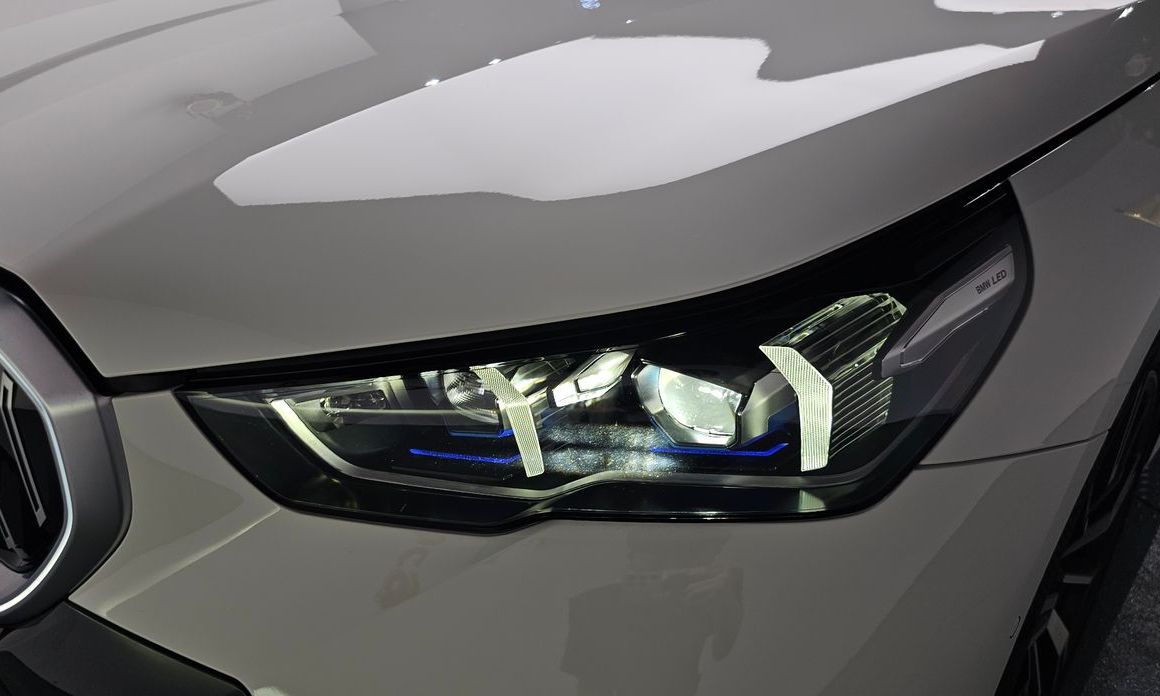 BMW 5-Series 2025