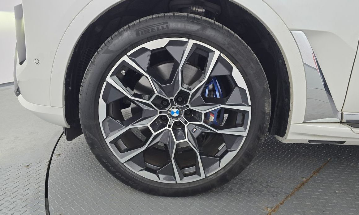 BMW X7 2024