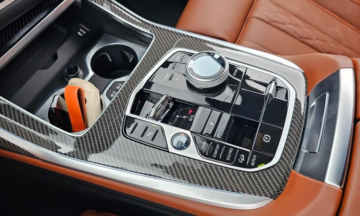BMW X7 2025