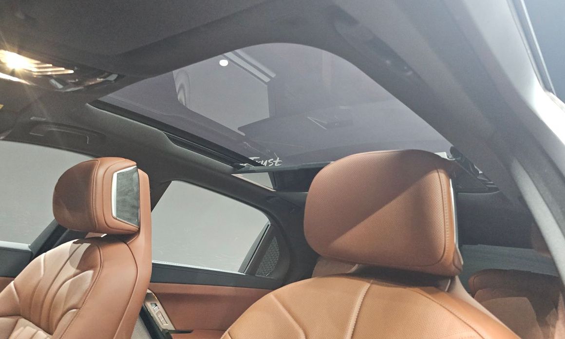 BMW 7-Series 2024