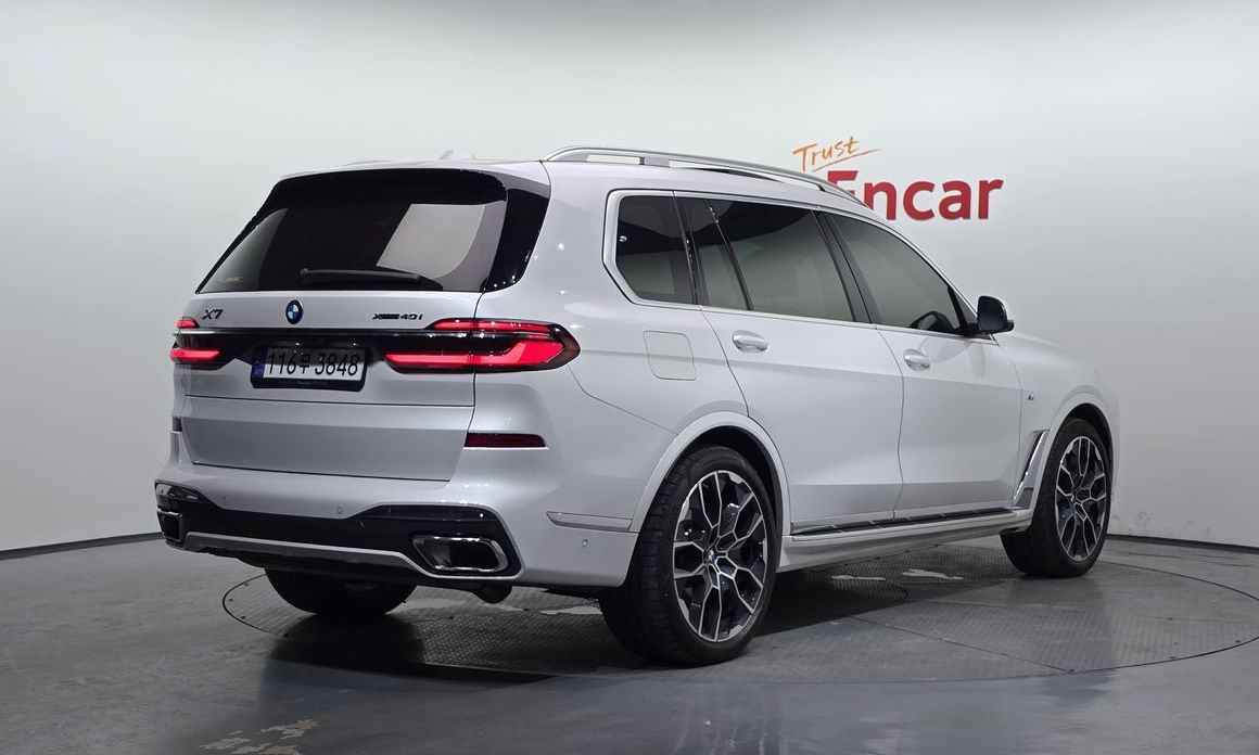 BMW X7 2024