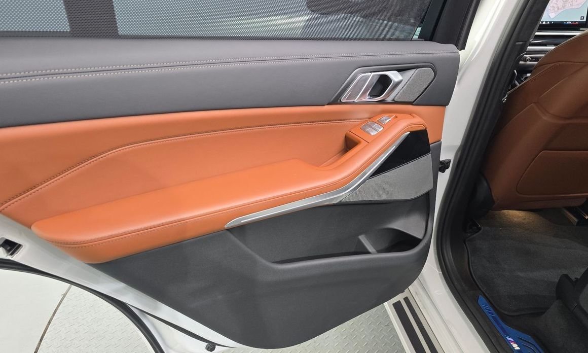 BMW X7 2024