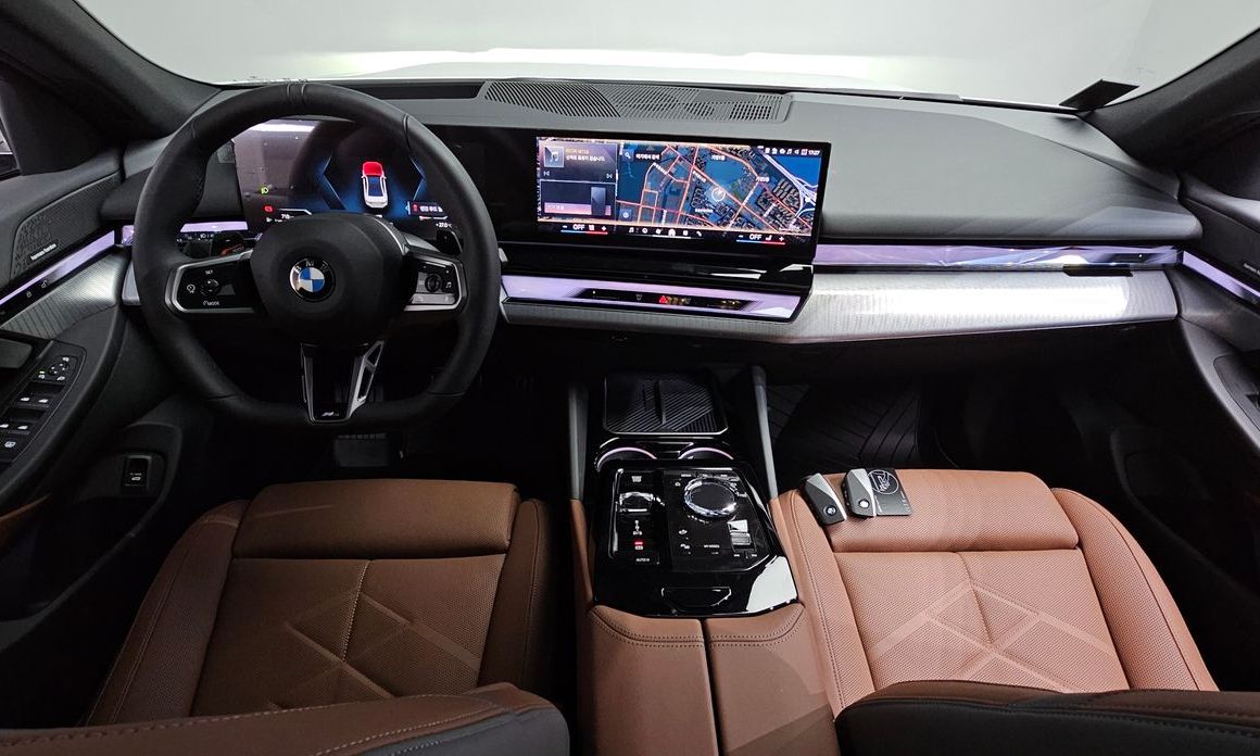 BMW 5-Series 2025