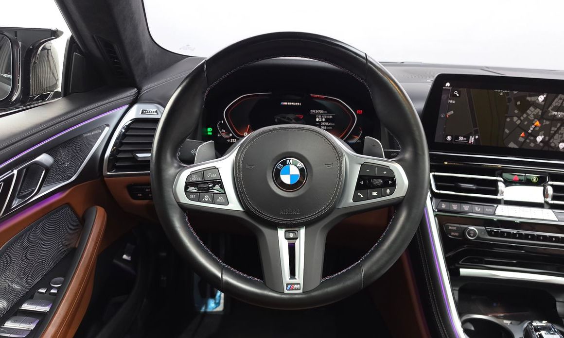 BMW 8-Series 2023