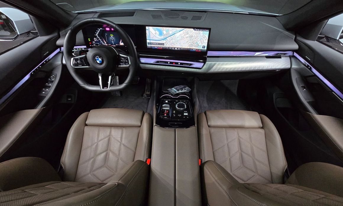 BMW 5-Series 2025