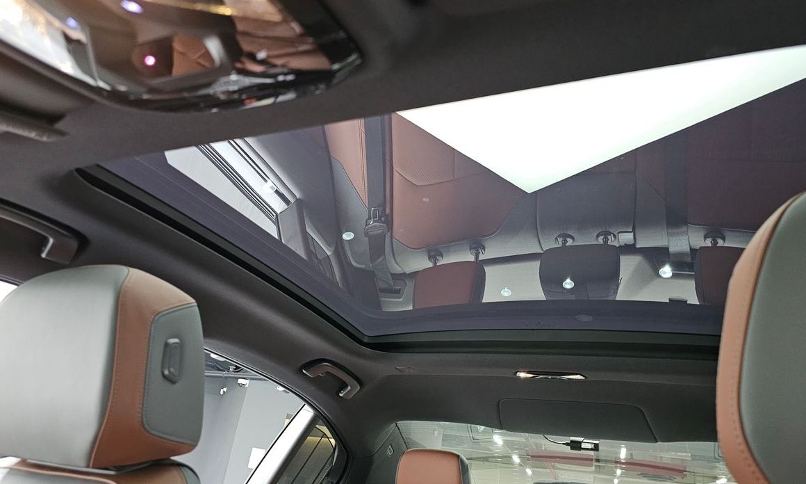 BMW 5-Series 2025
