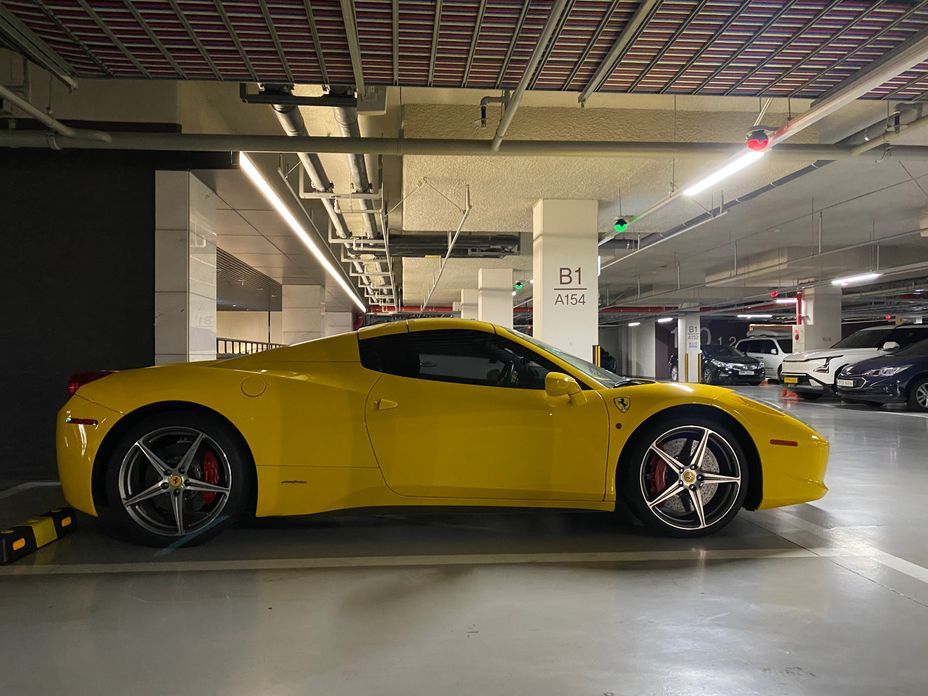 Ferrari 458 2013