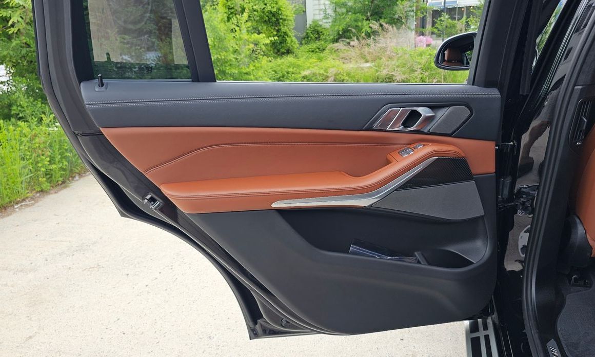 BMW X7 2025