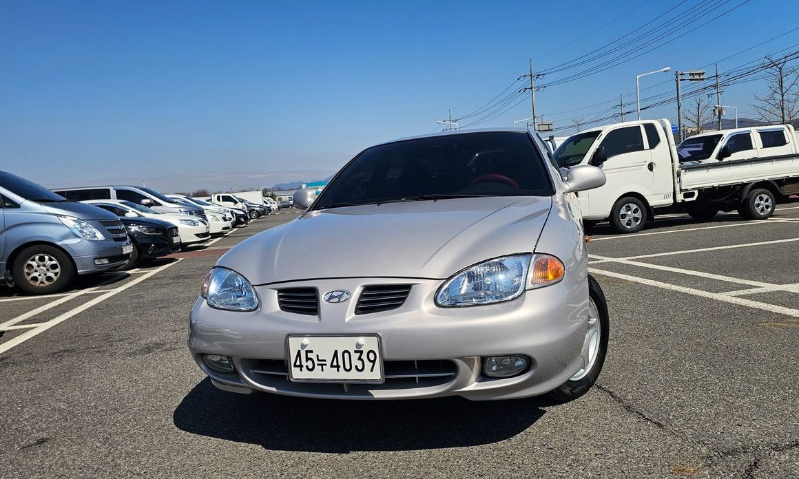 Hyundai AVANTE 2000