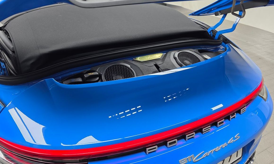 Porsche 911 2023