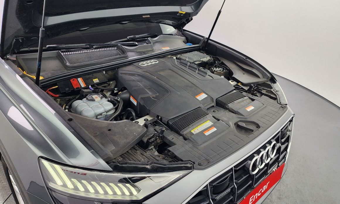 Audi Q8 2020